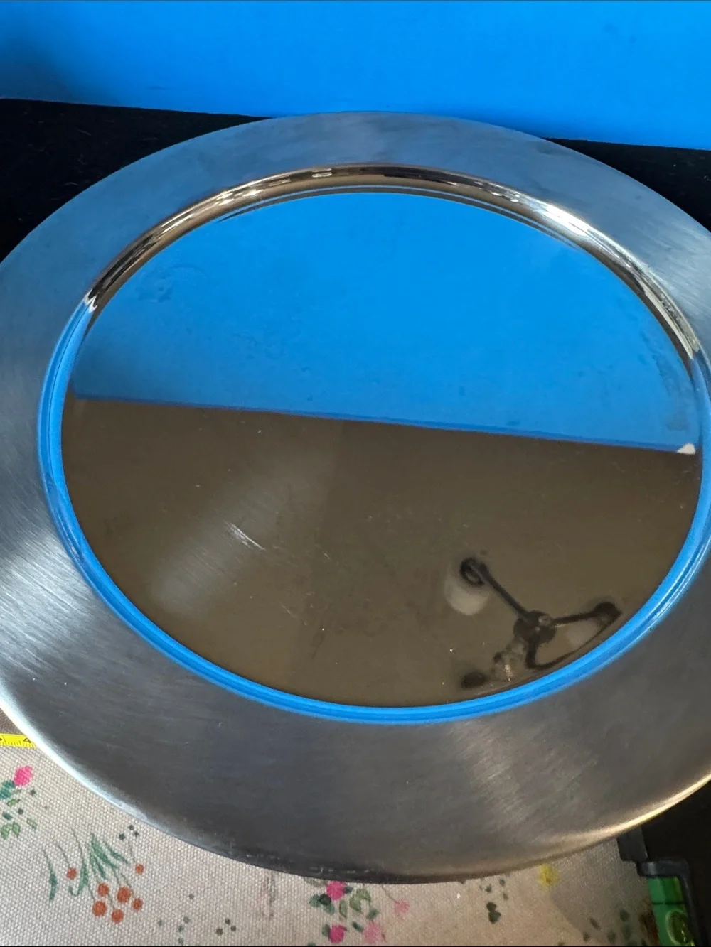 Vintage round charger plates set of two.